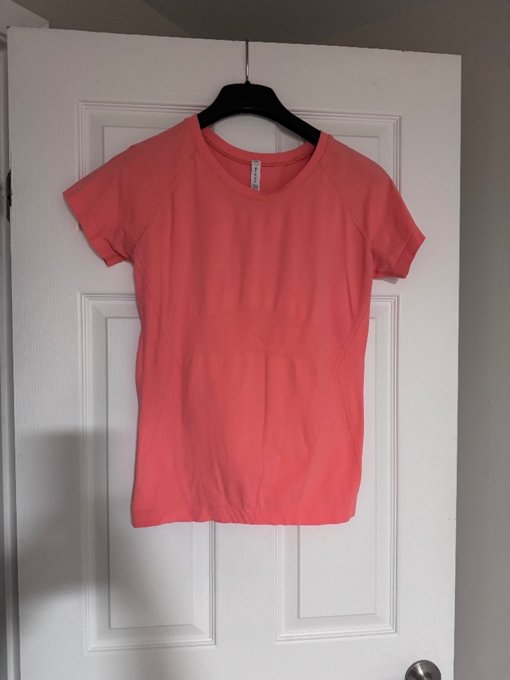 Athleta Women's Short Sleeve Top Size L